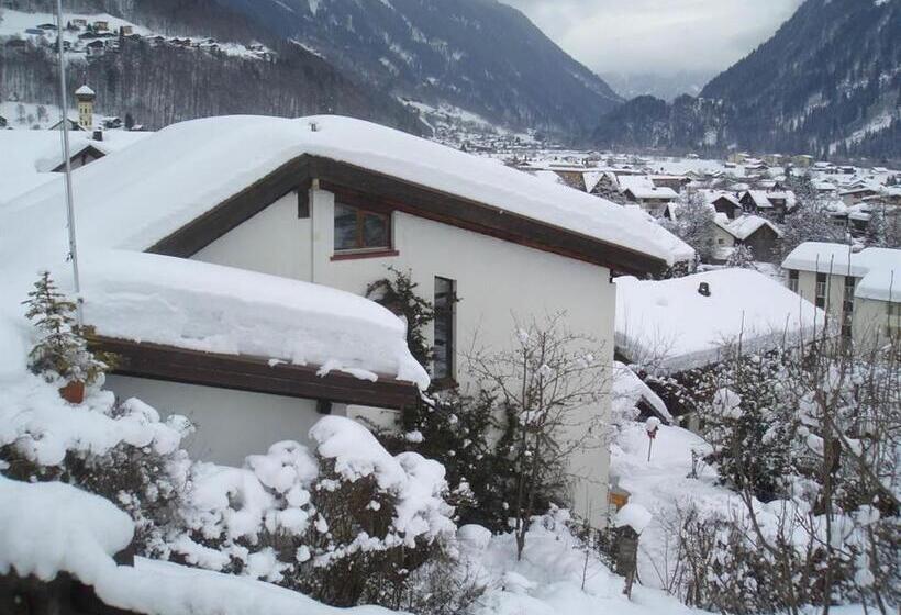 تختخواب و صبحانه Haus Kasimir