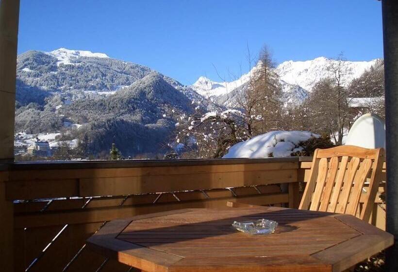 تختخواب و صبحانه Haus Kasimir