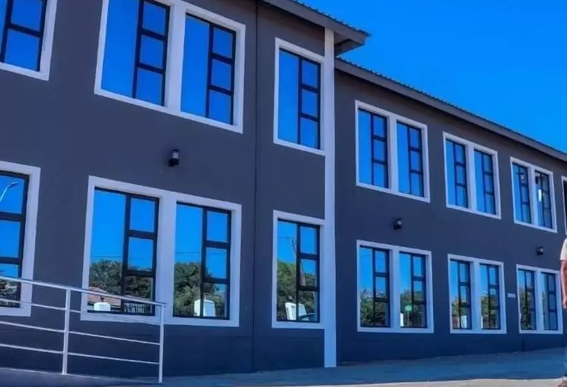 تختخواب و صبحانه Starlight Inn