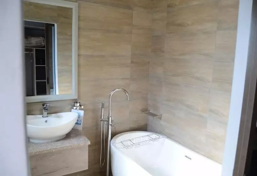 تختخواب و صبحانه Starlight Inn