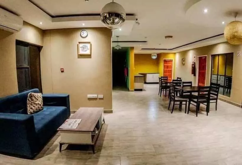 تختخواب و صبحانه Starlight Inn