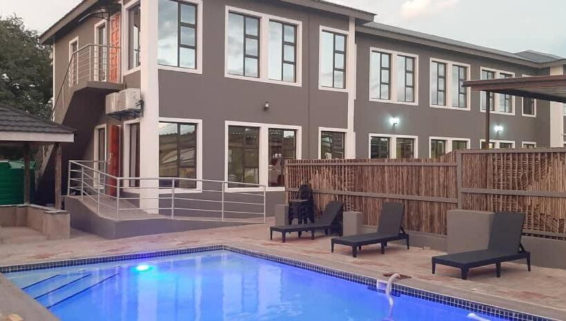 تختخواب و صبحانه Starlight Inn