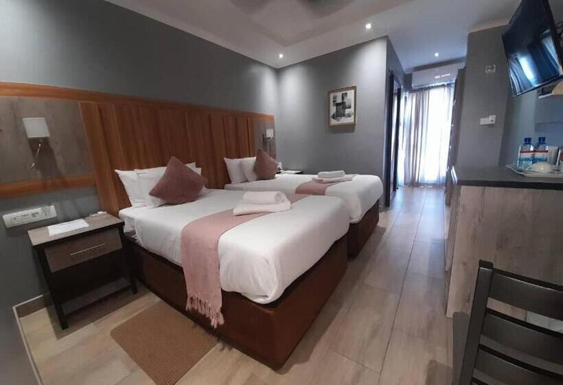 تختخواب و صبحانه Starlight Inn