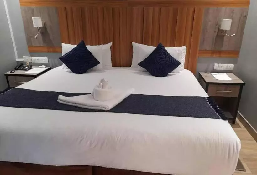 تختخواب و صبحانه Starlight Inn