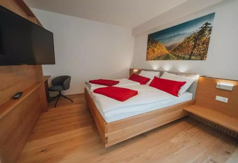 Aamiaismajoitus (B&B) Weinquartier Pichler Schober