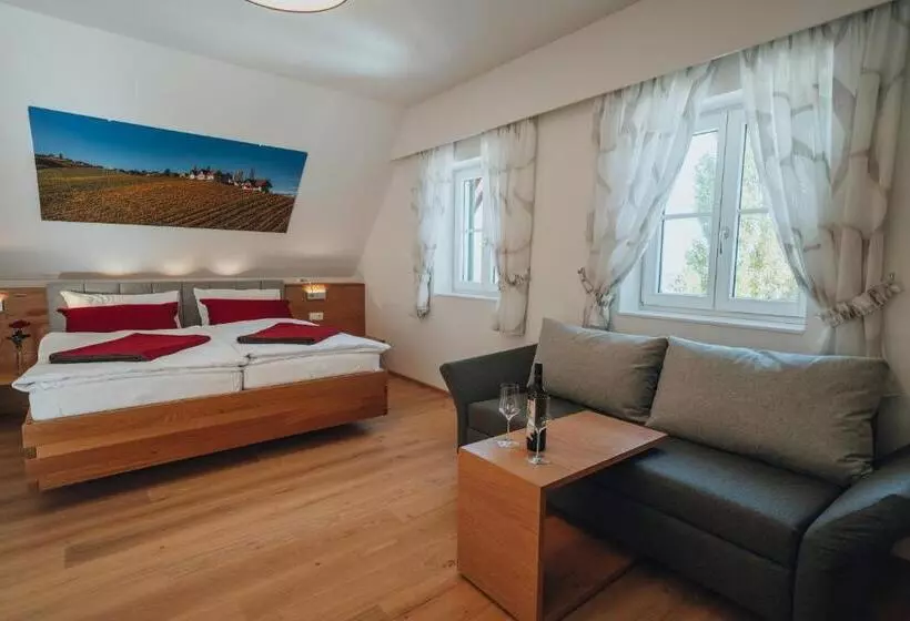 Aamiaismajoitus (B&B) Weinquartier Pichler Schober