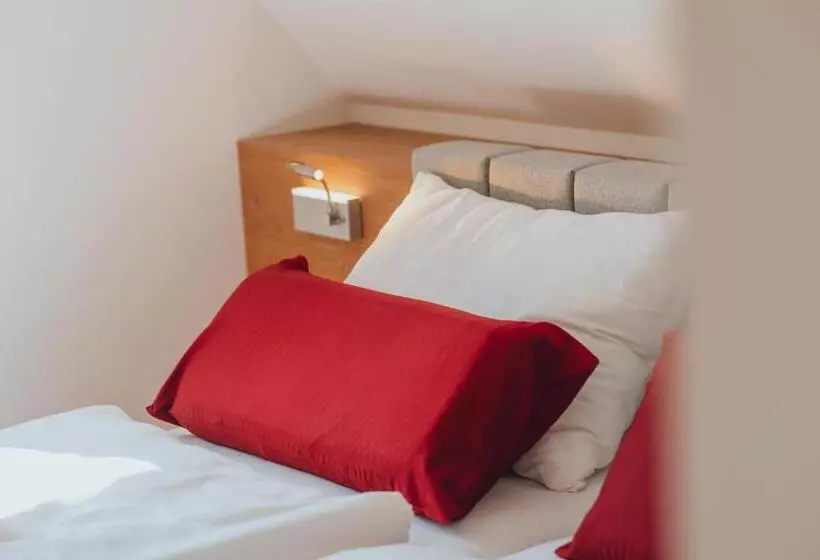 Aamiaismajoitus (B&B) Weinquartier Pichler Schober