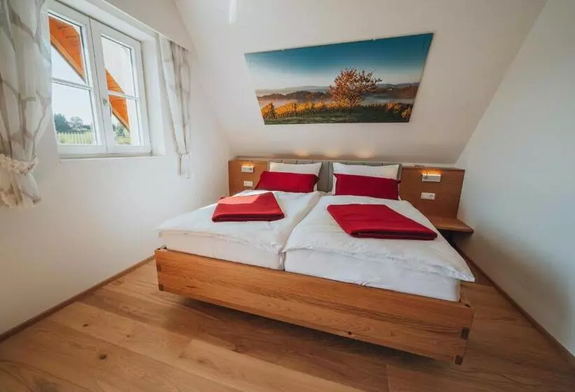 Aamiaismajoitus (B&B) Weinquartier Pichler Schober