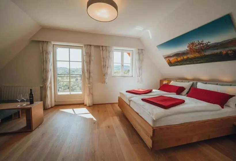 Aamiaismajoitus (B&B) Weinquartier Pichler Schober