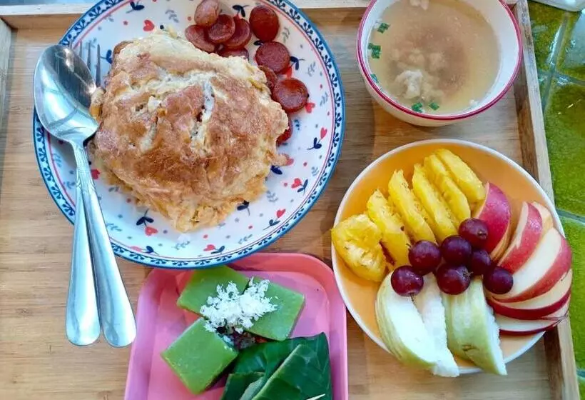 Hotelli เซน บัลโคนี่ เฮ้าส์ ระนอง