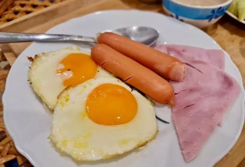 Hotelli เซน บัลโคนี่ เฮ้าส์ ระนอง