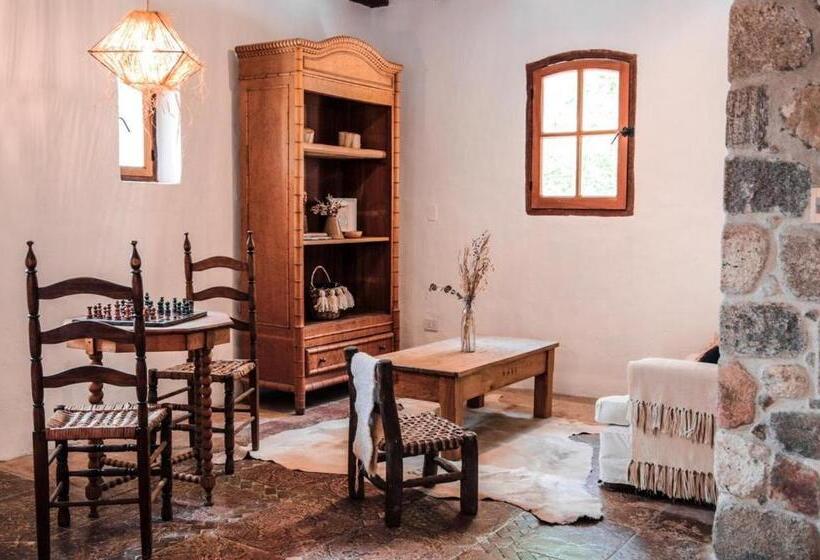 호텔 Castillo De Piedra Tafi Del Valle