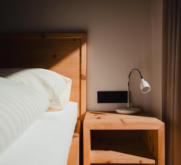 Отель St Michael Alpin Retreat