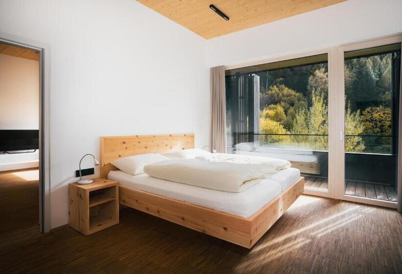 Отель St Michael Alpin Retreat