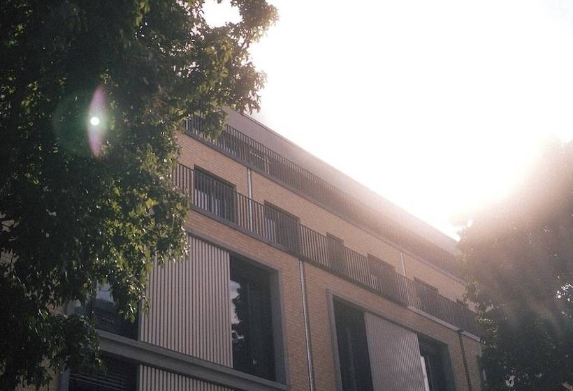 Отель Hiive Oldenburg