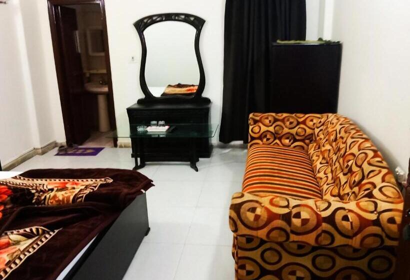 هتل Khursheed Palace