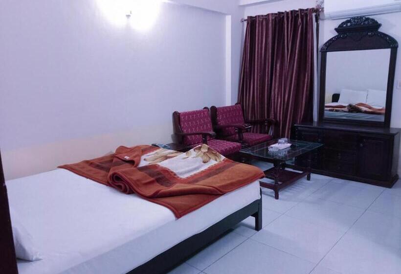 هتل Khursheed Palace