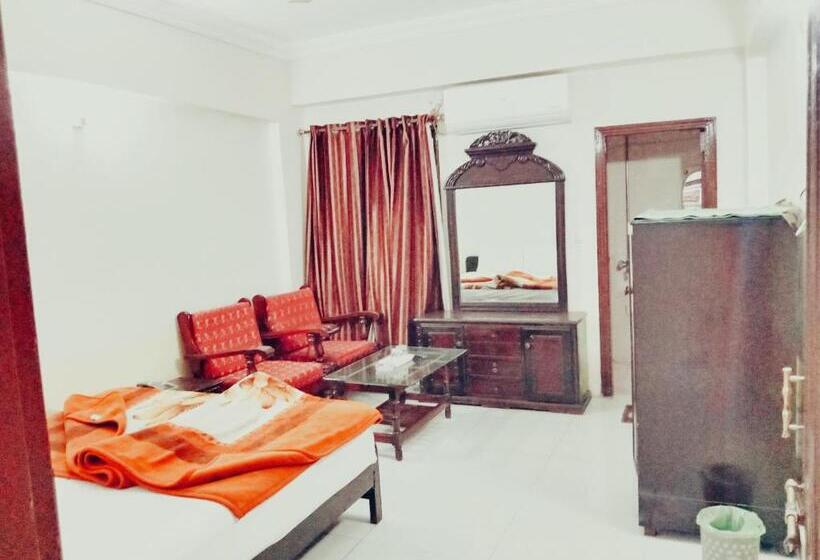 هتل Khursheed Palace