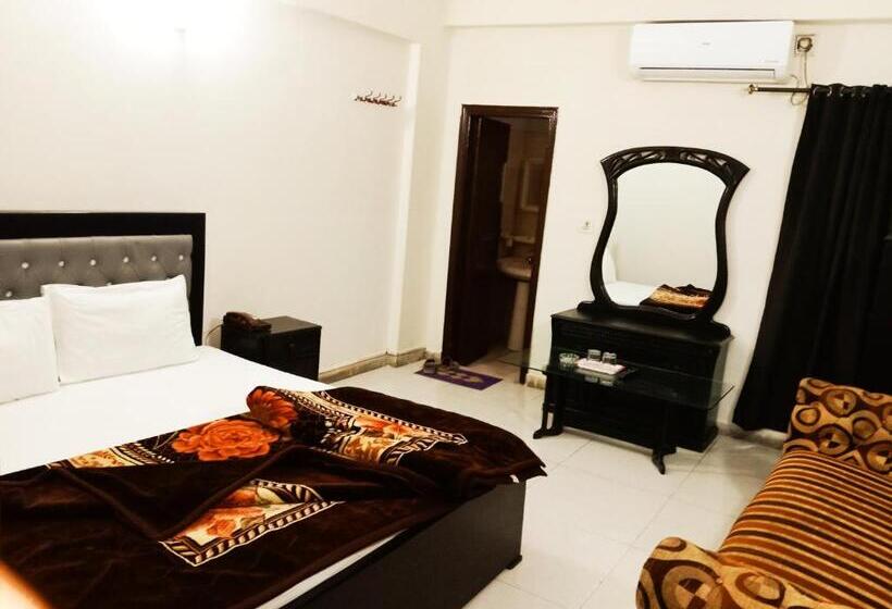 هتل Khursheed Palace