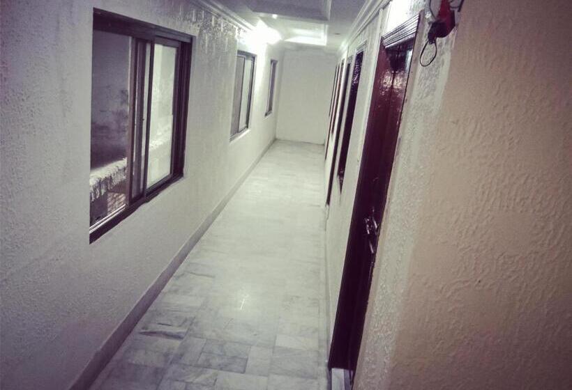 هتل Khursheed Palace