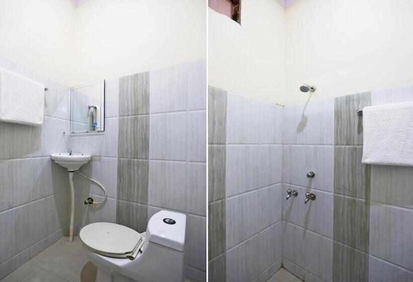 호텔 Oyo 62761 Daksh