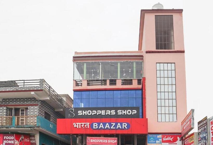 호텔 Oyo 69125 Shri Krishna Guest House