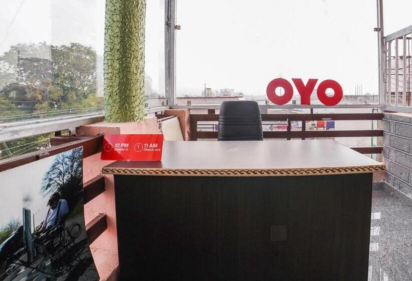 호텔 Oyo 69125 Shri Krishna Guest House