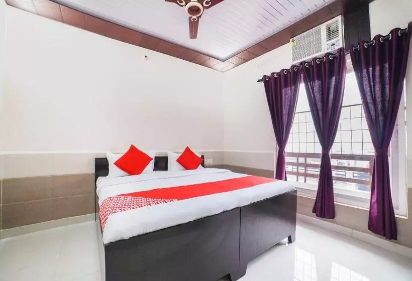 ホテル Oyo 69125 Shri Krishna Guest House