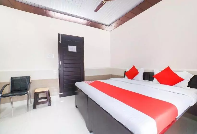 ホテル Oyo 69125 Shri Krishna Guest House