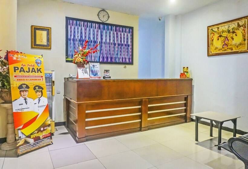 酒店 Oyo 90856 Wisma Favorite Makassar