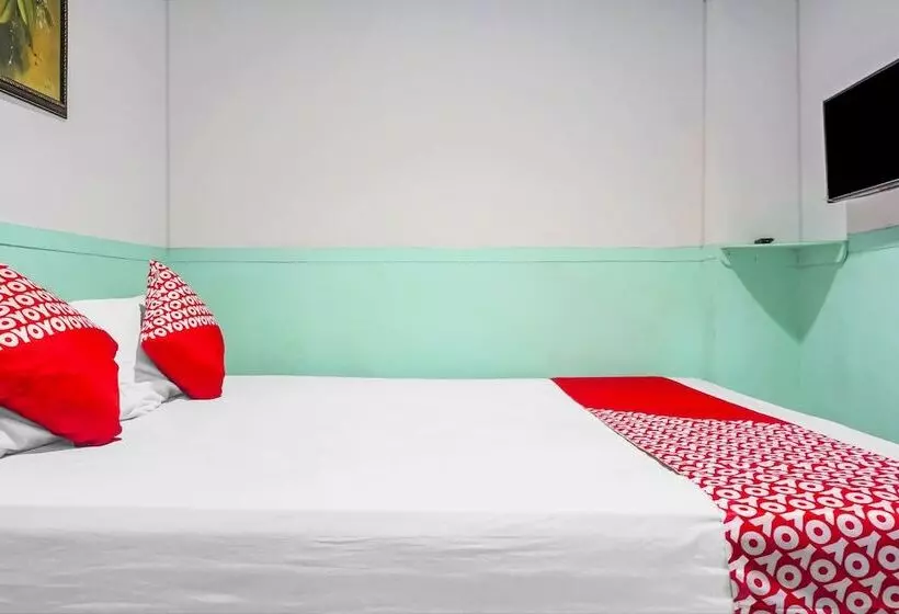 Hotelli Oyo 90856 Wisma Favorite Makassar