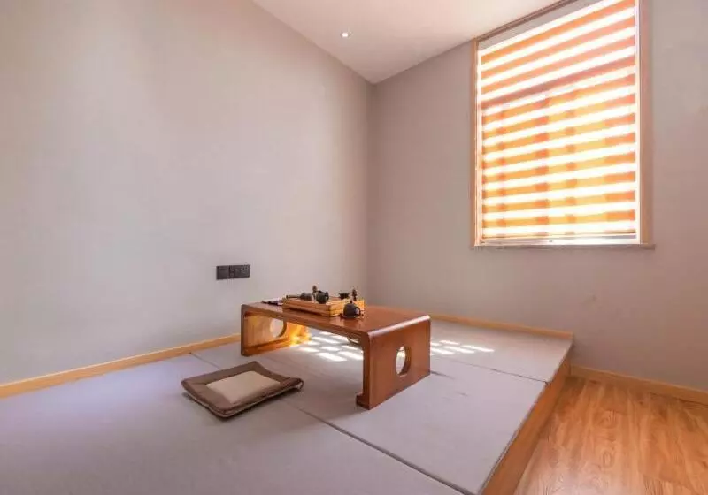 Hotelli Shell Ningbo Gaoqiao Subway Station