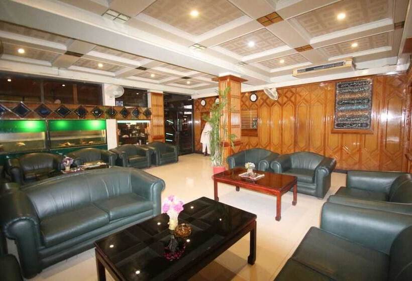 هتل Swat Continental