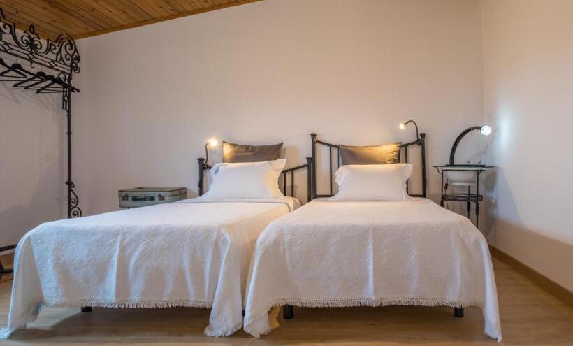 بنسيون Casa Dos Castanheiros