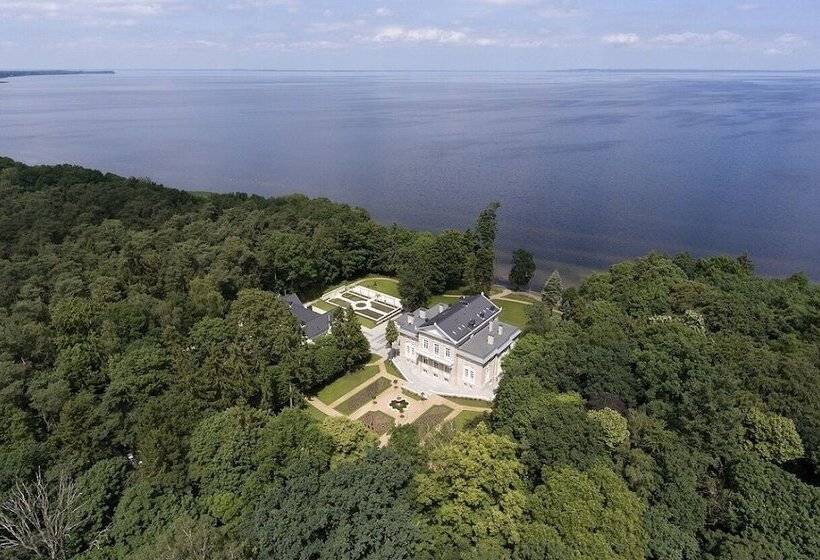 بنسيون Manowce Palace