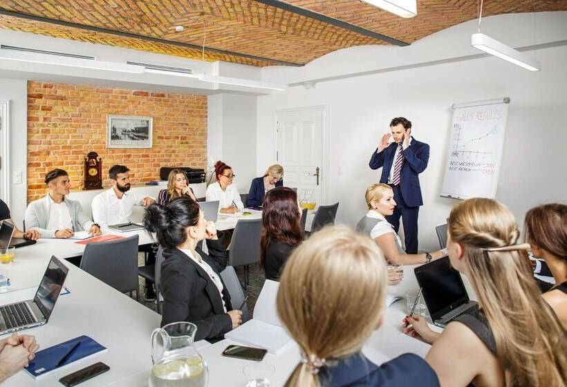 بنسيون Manowce Palace