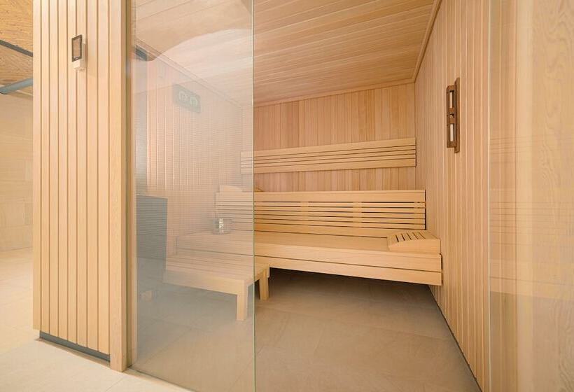 بنسيون Manowce Palace