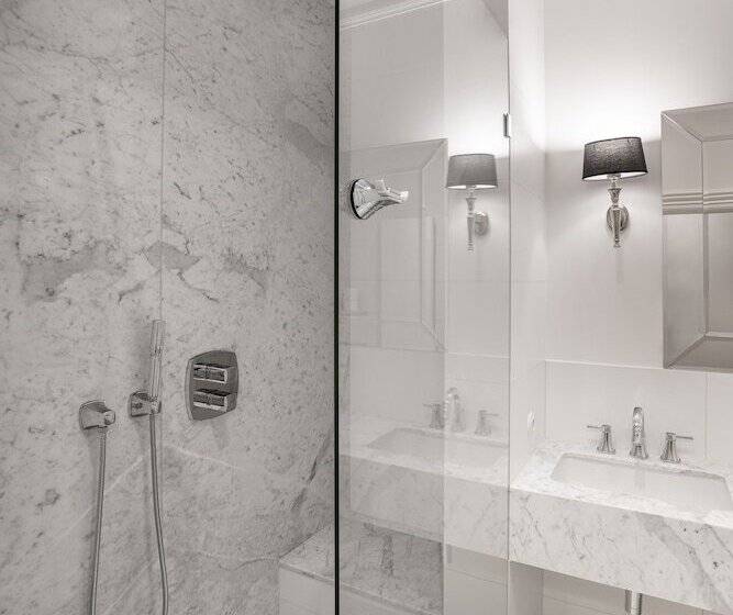 بنسيون Manowce Palace