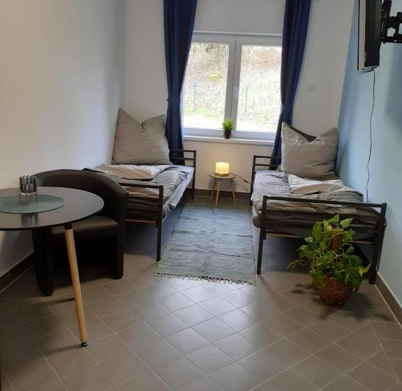 Пансион Zimmervermietung Lindenberg