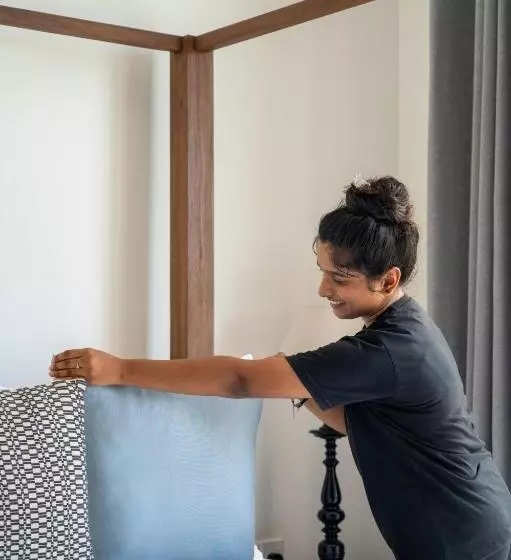 استراحتگاه Sitara Weligama