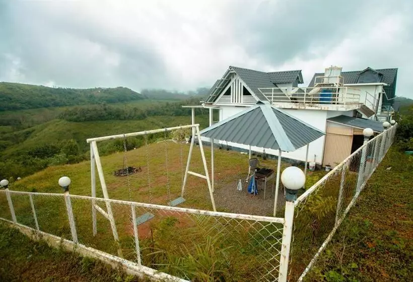 Lomakeskus White Stone Vagamon Hilltop Cottage By Voye Homes