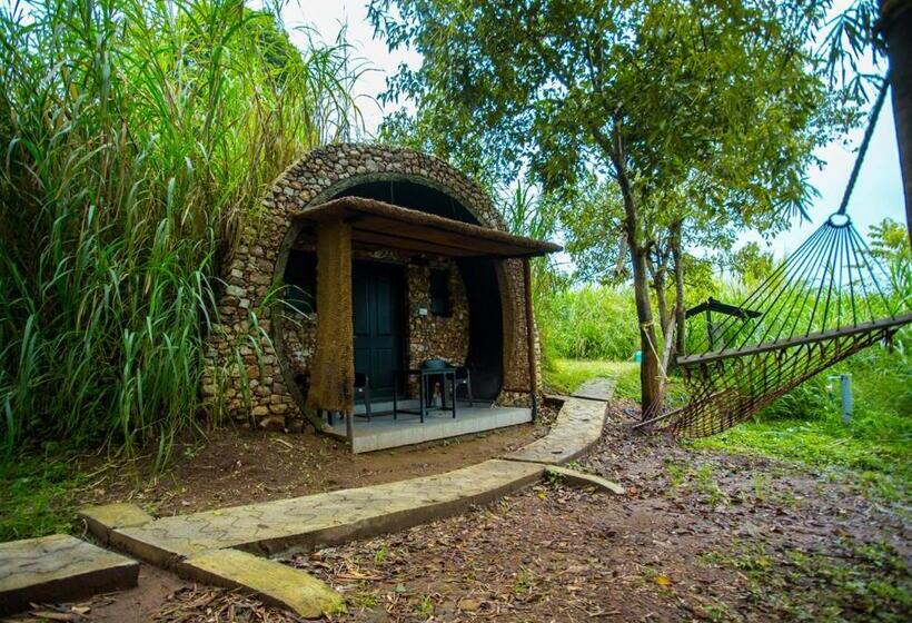 Shining Caves Resort In Anaikatti By Voye Homes