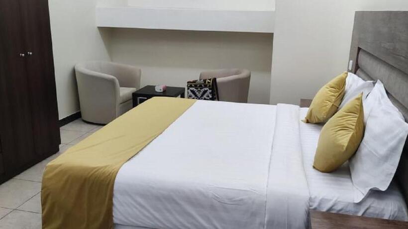 فندق نواميس للشقق المخدومه