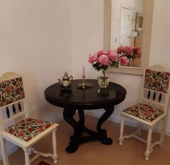 Aamiaismajoitus (B&B) Dworek Natury