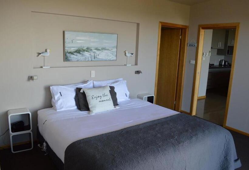 Bed and Breakfast Rocky Cape Retreat