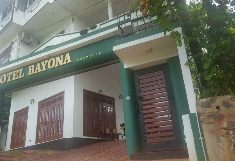 Hotel Bayona Malwaththa