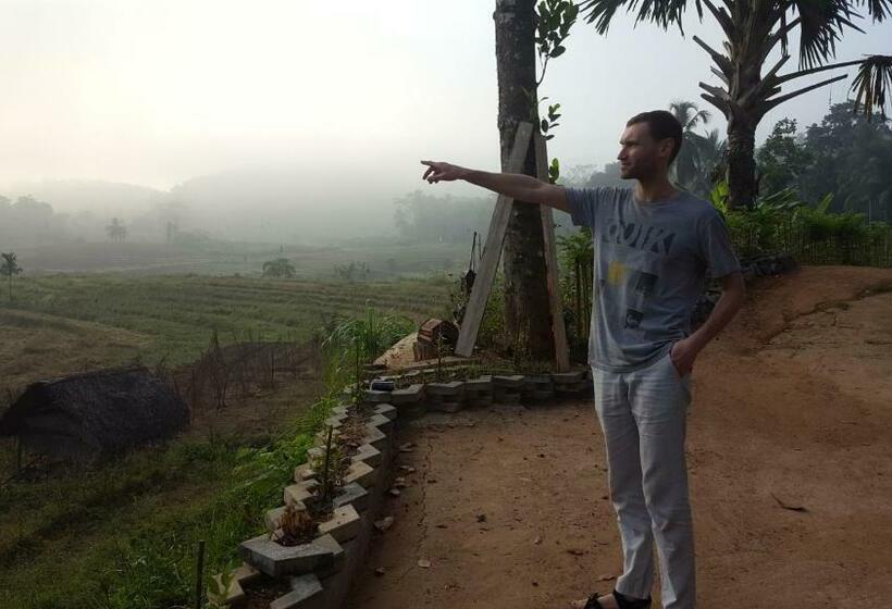 Hotel Bayona Malwaththa