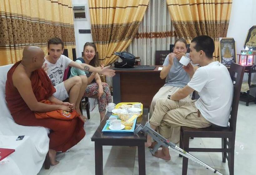 Hotel Bayona Malwaththa