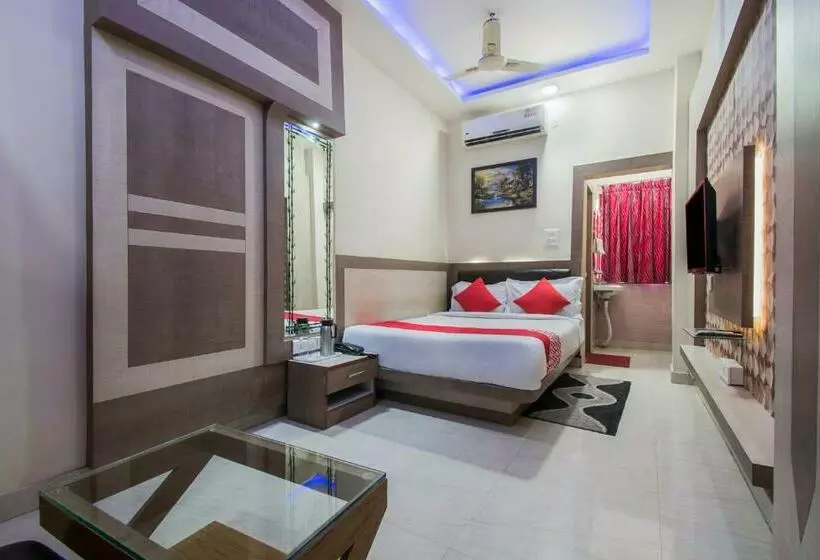 Hotelli Embassy Grand