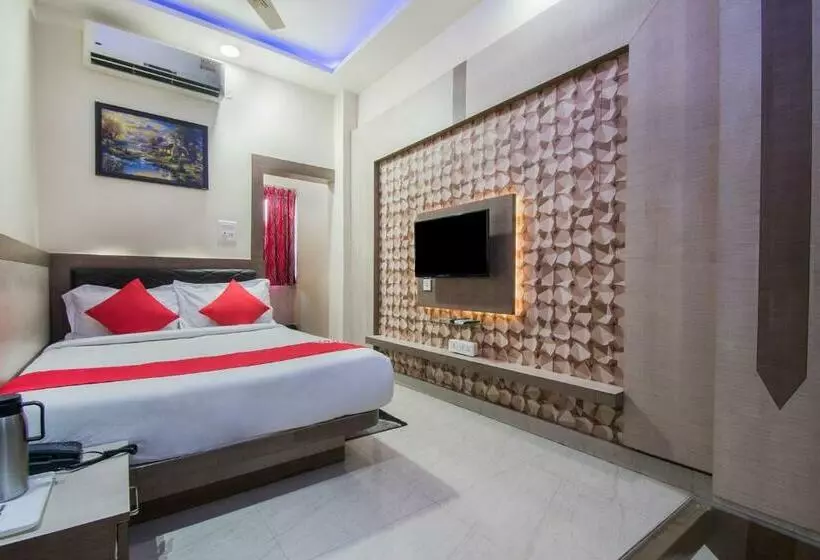 Hotelli Embassy Grand